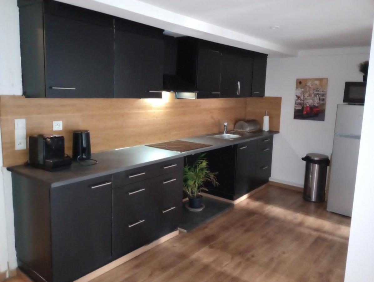 Apartamento Charmant duplex à 200m de la cathédrale Lieja Exterior foto